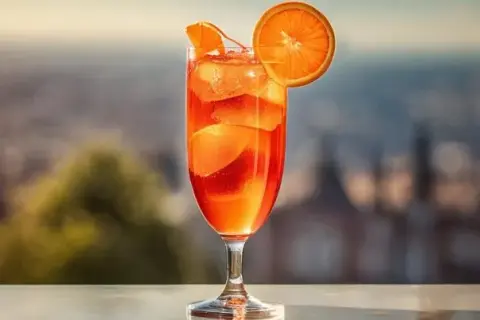 Ile kalorii ma aperol spritz? Zaskakujące fakty o napoju!