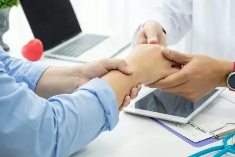 Ile trwa specjalizacja z fizjoterapii? Odkryj kluczowe informacje!