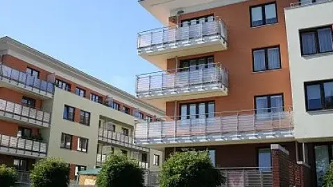 Kołobrzeg: Pogoda, klimat i jod. Zaplanuj idealny pobyt!
