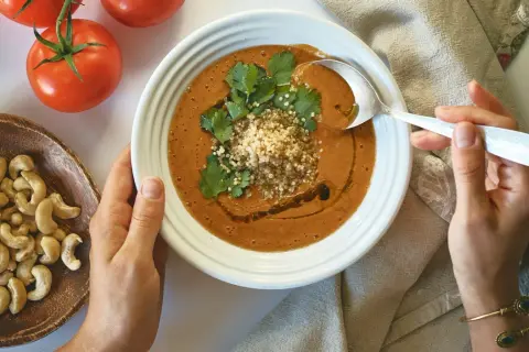 Congeler sa soupe en bouteille : le guide complet et sûr