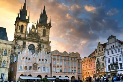 Co warto kupić w Pradze? Unikalne skarby, które zachwycą każdego