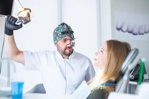 L4 od dentysty: Kiedy stomatolog wystawi zwolnienie i na ile dni?