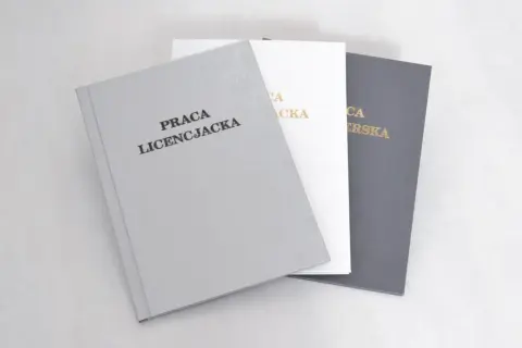 Jak oznaczyć cytat w pracy licencjackiej, by uniknąć błędów?