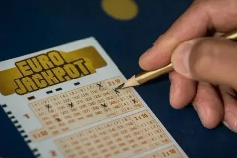 Gdzie padły wygrane w Eurojackpot? Odkryj lokalizacje i kwoty wygranych