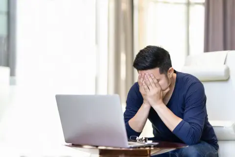 Co zrobić kiedy laptop nie chce się włączyć - skuteczne rozwiązania problemu