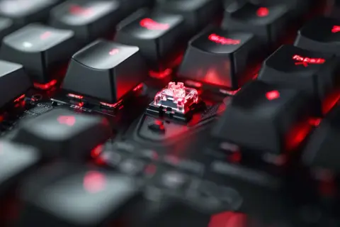Cherry MX Silver: Dlaczego gracze pokochali te przełączniki? Pytamy