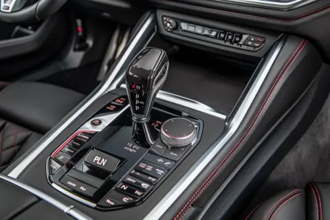 Samochody z automatem do 15 tysięcy: Jakie modele warto wybrać?