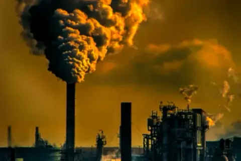 Obliczanie śladu węglowego dla firm – GHG Protocol i zarządzanie emisją