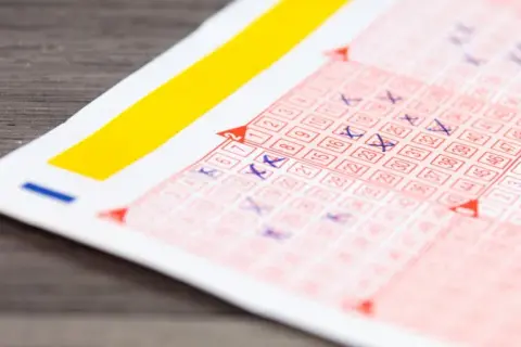 Ile jest kombinacji w lotto? Zaskakująca liczba, która Cię zaskoczy