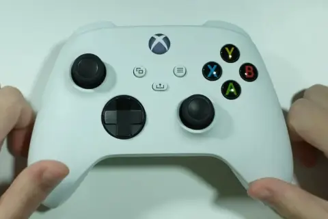 Jak zresetować pada Xbox One i naprawić problemy z połączeniem