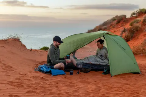 Jakie jedzenie pod namiot? Praktyczne i lekkie opcje na camping