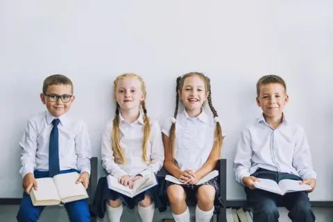 Jak ubrać dziecko na rozpoczęcie roku w przedszkolu - poradnik rodzica