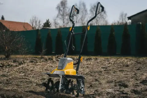 Jaką glebogryzarkę elektryczną wybrać: parametry i najlepsze modele 2025