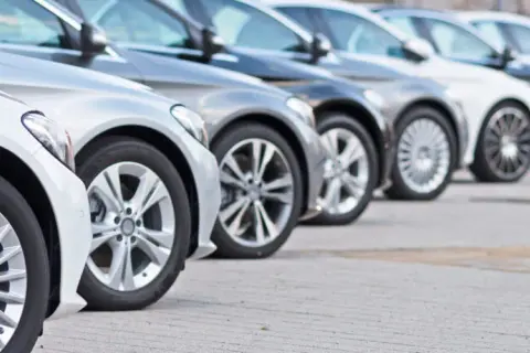 Auto z Europy: Kompleksowy poradnik zakupu i importu pojazdów