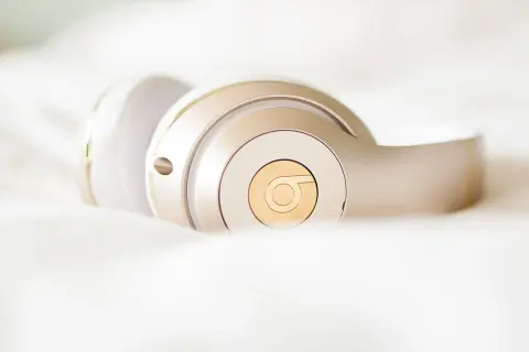 Jak stworzyć podcast na Spotify i uniknąć typowych błędów