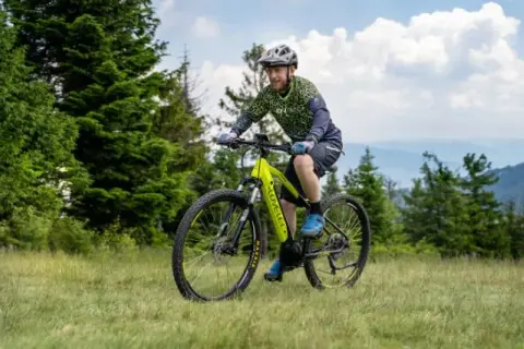 Rower enduro do czego służy: poznaj jego wszechstronność i zastosowanie
