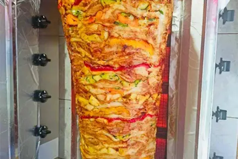 Kraftowe mięso kebab - co to znaczy i dlaczego warto je wybrać?