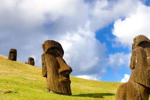 Ile jest posągów na wyspie wielkanocnej? Zaskakująca liczba moai