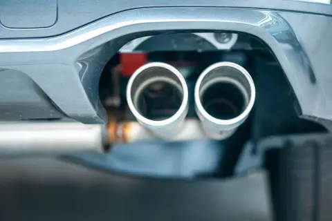 Od kiedy DPF w dieslach? Kluczowe informacje o filtrach cząstek stałych