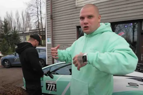 Gdzie mieszka Budda? Odkryj życie Kamil Labuddy w Krakowie