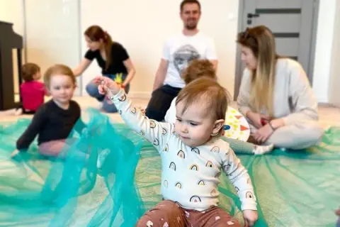 Zajęcia dla mam z niemowlakami w Bydgoszczy, które wspierają rozwój
