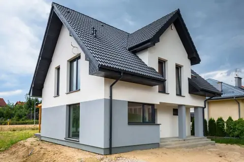 Jak dobrać kolor elewacji do domu, by uniknąć kosztownych błędów?