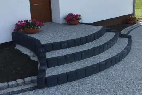 Jak obłożyć schody betonowe kostką brukową i uniknąć najczęstszych błędów