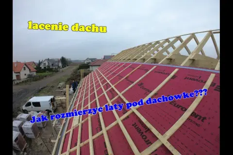 Ile łat pod dachówkę? Poznaj zasady prawidłowego łacenia dachu