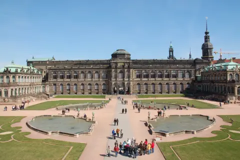 Pałac Zwinger - najwspanialszy barokowy kompleks muzealny w Dreźnie