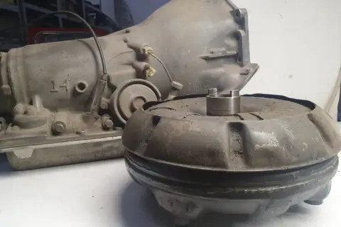 Objawy uszkodzonego sprzęgła hydrokinetycznego, które musisz znać