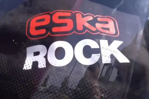 Co dalej z muzo fm? Zaskakujące zmiany i nowa era Eska Rock