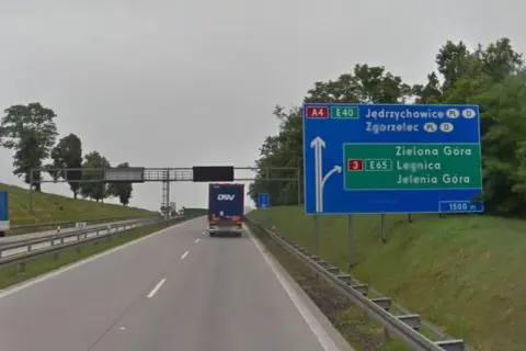 Kiedy oddadzą autostradę A4? Aktualne informacje i harmonogram otwarcia