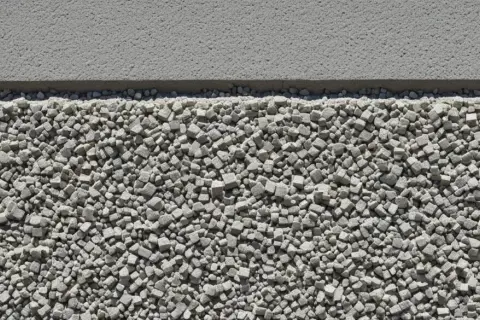 Jaki beton pod krawężniki? Odkryj najlepsze opcje dla trwałości