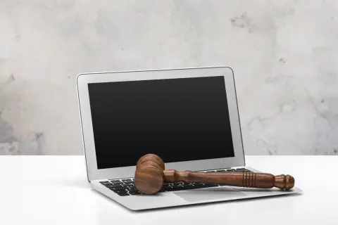 Jak rozpoznać legalną platformę rozrywkową online w Niemczech i uniknąć problemów prawnych?
