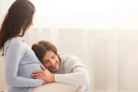 Jak wywołać poród bezpiecznie? Naturalne i medyczne metody bez ryzyka