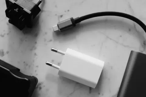 Jak oszczędzać baterię w elektronice: Proste i skuteczne metody