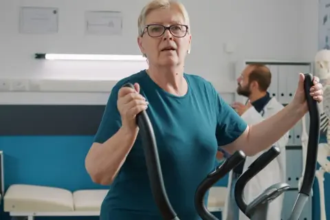 Co daje fizjoterapia? Odkryj jej niespodziewane korzyści dla zdrowia