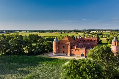 Zamek w Tykocinie: Fascynująca historia i tajemnice królewskiej rezydencji