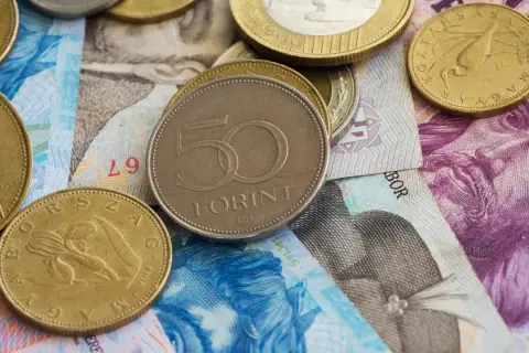 Jaka waluta na Węgrzech? Historia forinta, nominały i kursy wymiany