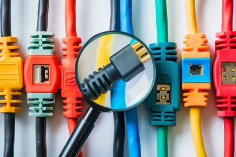 Kabel od zasilacza: jak wybrać bezpieczny i trwały? Porady 2025