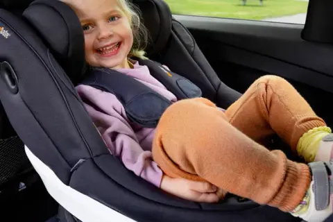 Kiedy fotelik obrotowy 360 będzie dobrym wyborem?