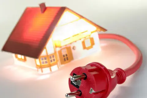 Ile kW na mieszkanie w bloku? Sprawdź, jak nie przepłacić za energię