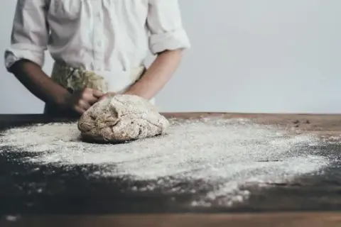Jaka mąka na redukcji? Odkryj zdrowe alternatywy dla diety