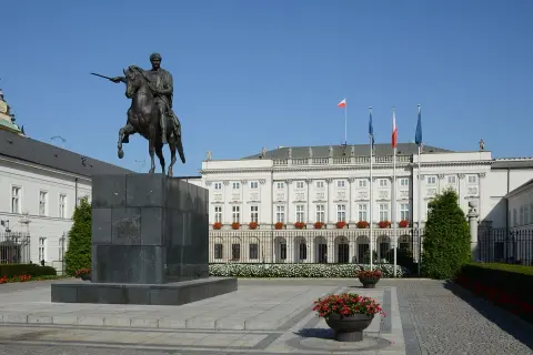 Pałac Namiestnikowski: fascynująca historia warszawskiej siedziby prezydenta
