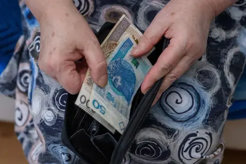 Co to jest renta socjalna i jakie są jej kluczowe zasady?