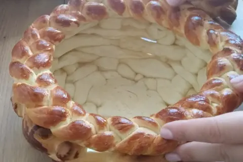 Koszyczek z ciasta drożdżowego przepis - łatwe i smaczne wyzwanie na Wielkanoc