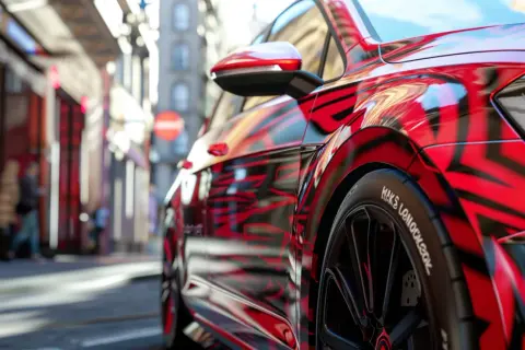 Golf Bon Jovi: Czym różni się od innych modeli Golfa 3? Sprawdź teraz