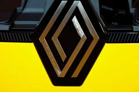 Nowe logo Renault: Co oznacza zmiana i jak wygląda nowe logo marki?