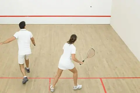Gdzie zagrać w squash w Białymstoku? Najlepsze korty i kluby