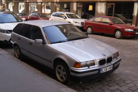 BMW E36 kombi – czy warto inwestować w ten kultowy model?